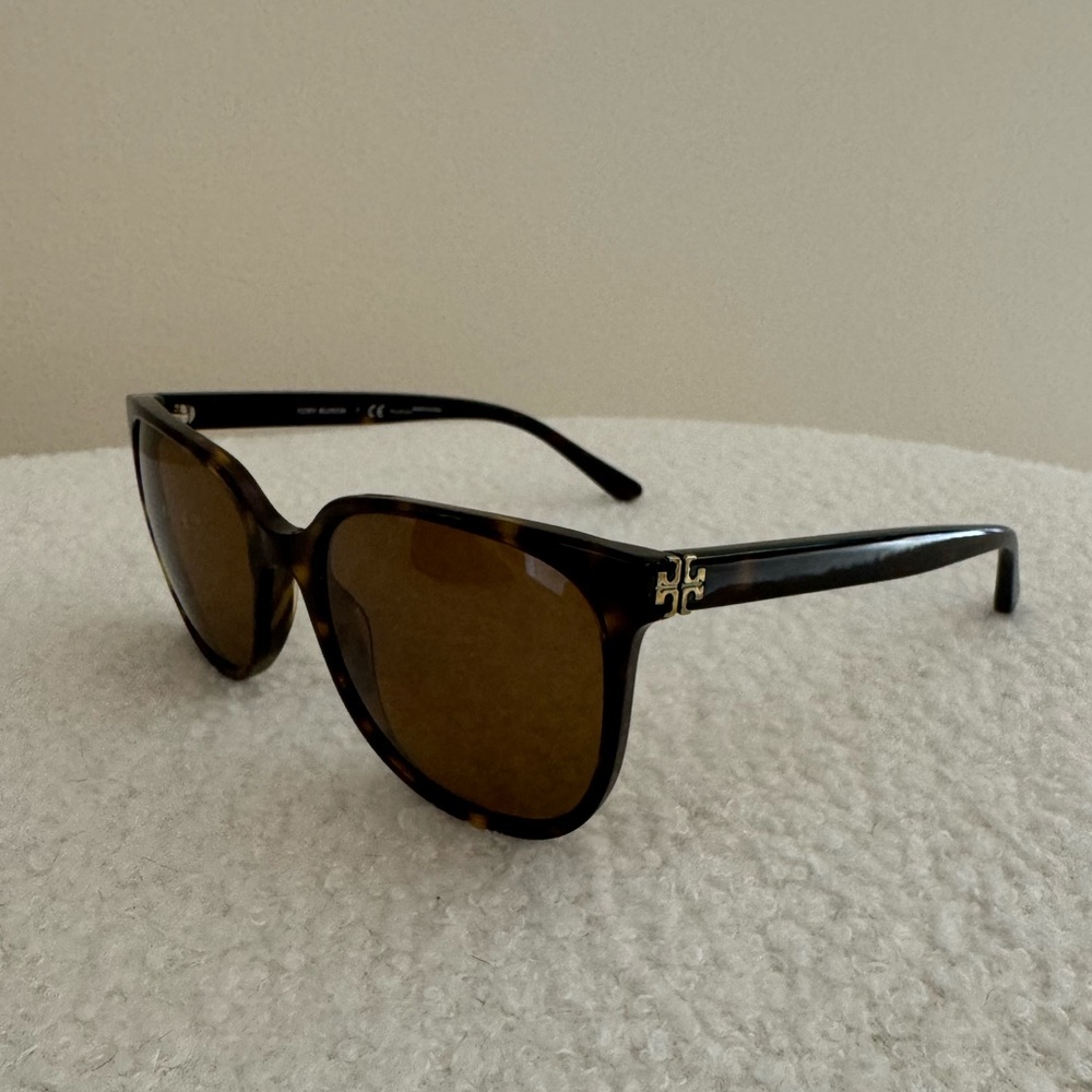 Tory Burch TY7106 Sunglasses 137883-57 - Dark Tortoise Frame, Brown